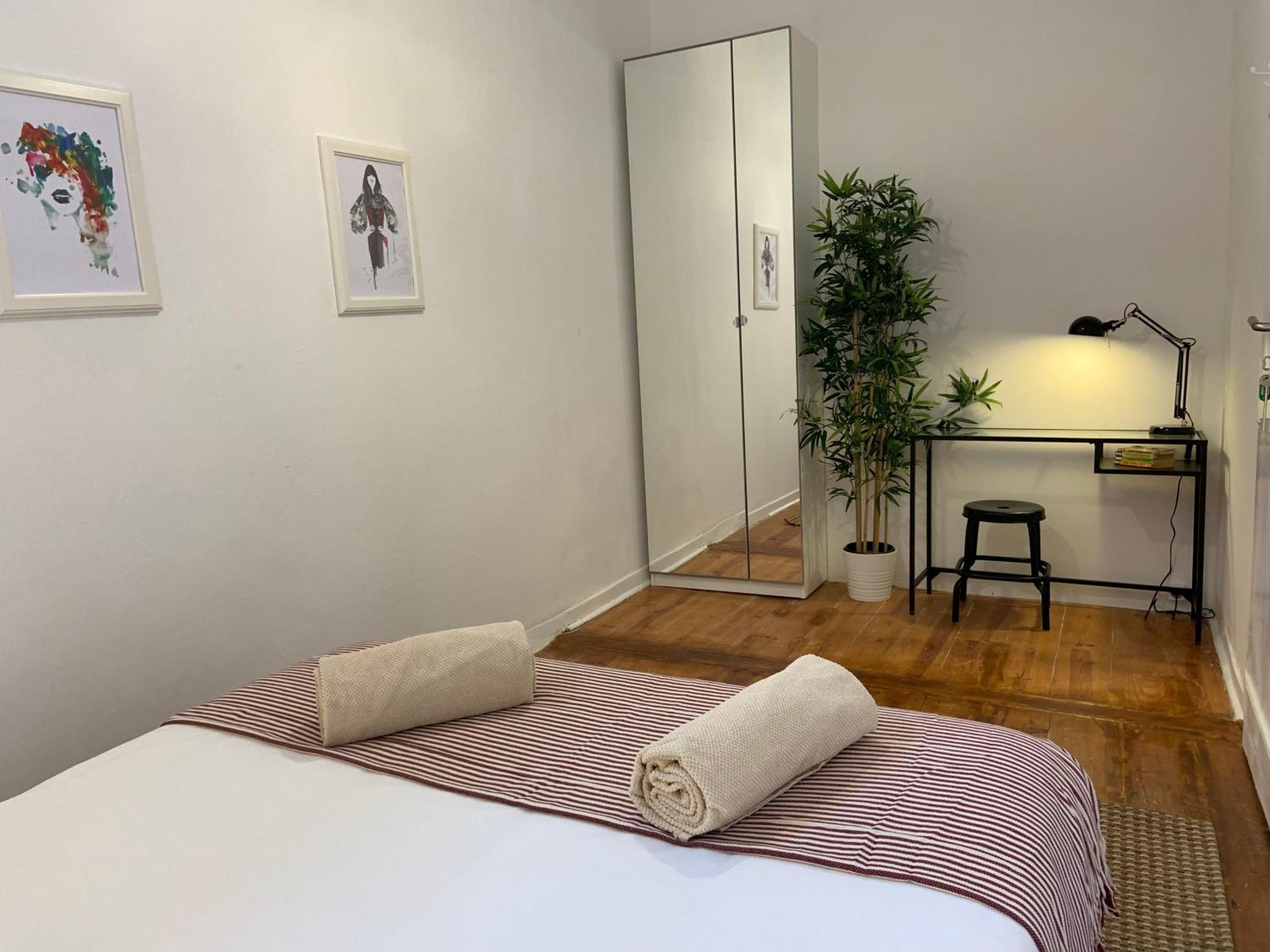 Stay As A Local! Santos Historical Guesthouse IV Lisboa Extérieur photo